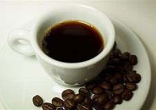 コーヒーは朝に飲むと危険ってホント？